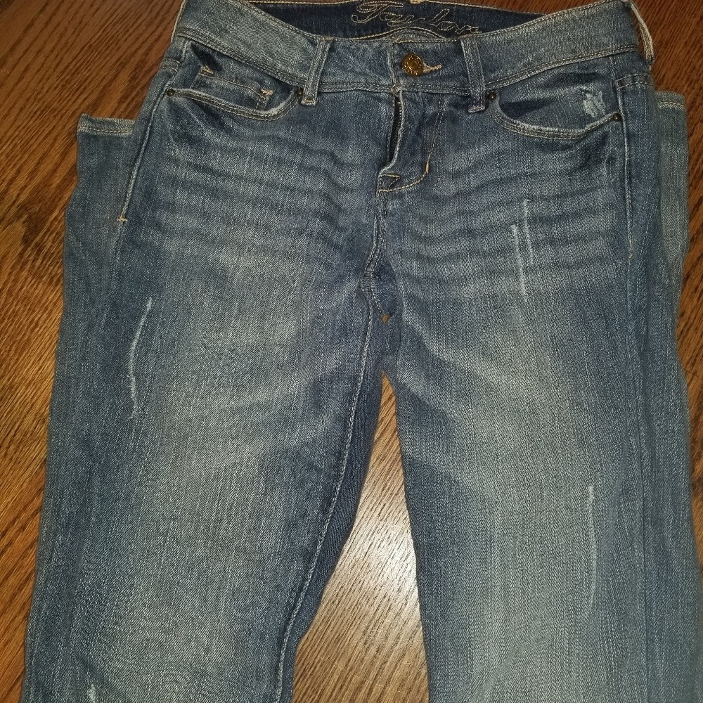 Delia's Distressed Jeans Sz 0R